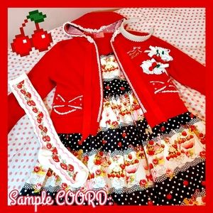 Lolita & Harajuku Berry Parfair OP